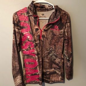 pink and camo stretchy shirt
